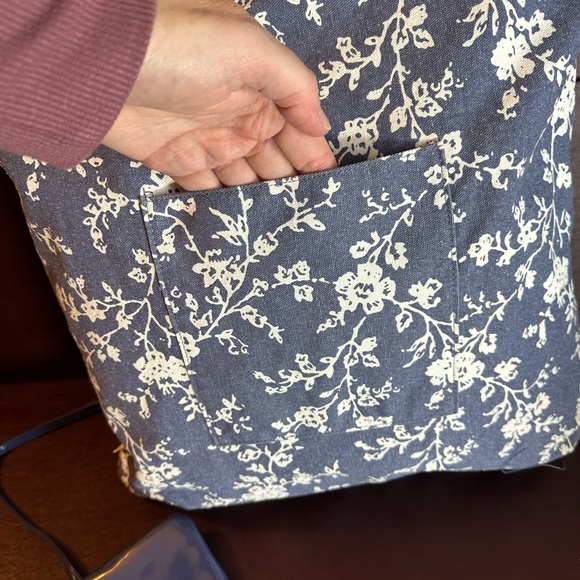 Joann Fabrics reversible canvas large tote bag detachable pouch blue bird cotton - Picture 5 of 16